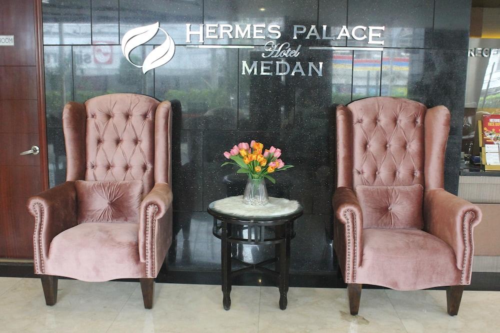 Hermes Palace Hotel Medan Kültér fotó