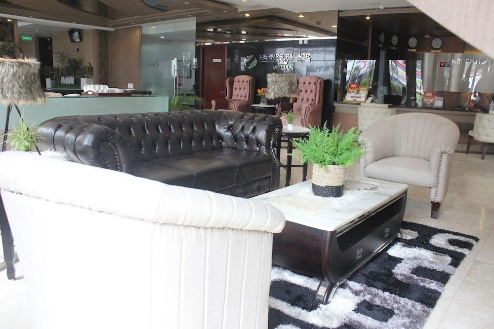 Hermes Palace Hotel Medan Kültér fotó