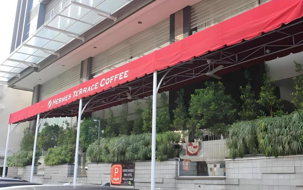 Hermes Palace Hotel Medan Kültér fotó