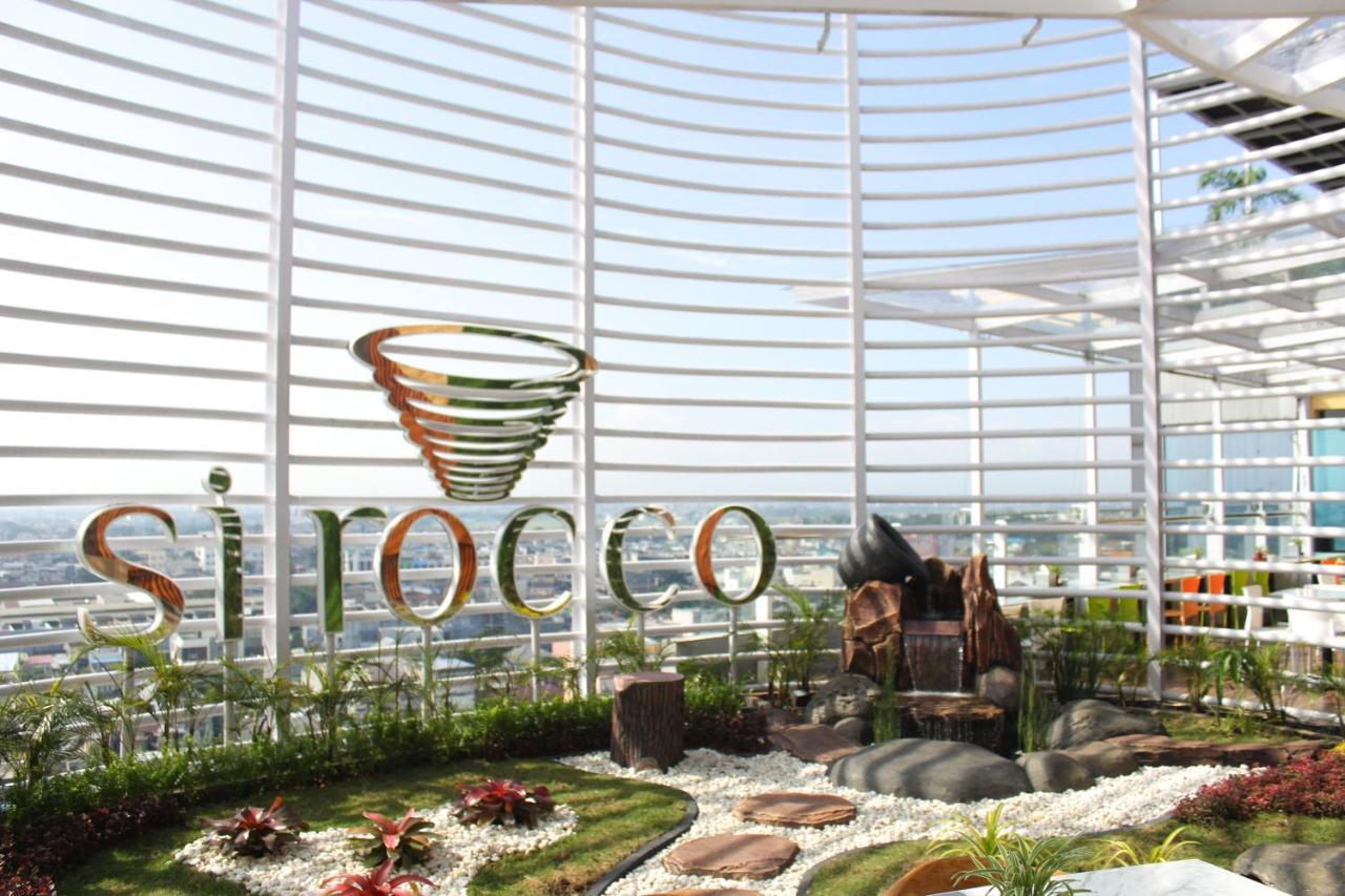 Hermes Palace Hotel Medan Kültér fotó